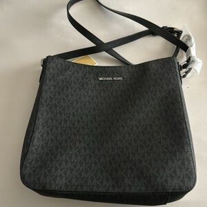 Michael Kors Large Messenger Bag NWT